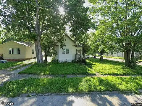 1St, DES MOINES, IA 50313