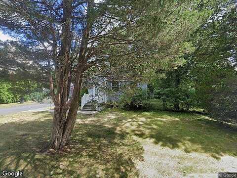 Quensel, LAKE GROVE, NY 11755