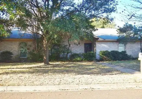 Oakwood, HEWITT, TX 76643