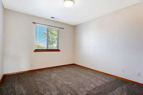 Buntin, KENNEWICK, WA 99337