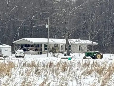 72Nd, DECATUR, MI 49045