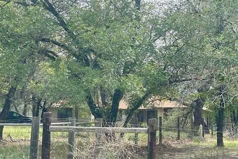 Whispering Oaks, ADKINS, TX 78101