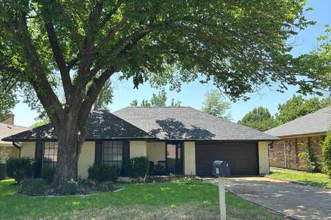 Lynbrook, ARLINGTON, TX 76015