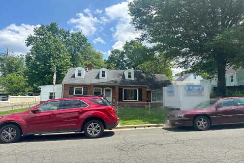 74Th, HYATTSVILLE, MD 20784
