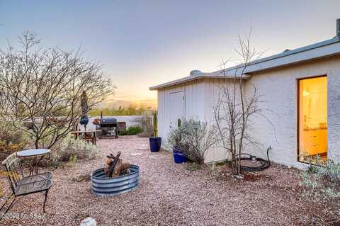 Camino Cardenal, TUCSON, AZ 85718