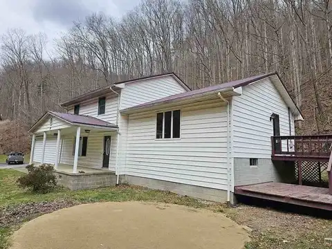 Whitman Creek Rd, Whitman, WV 25652