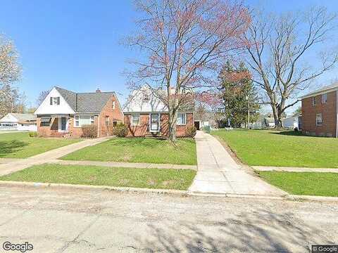 South, MAPLE HEIGHTS, OH 44137