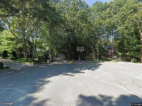 Woodruff, BRIDGEHAMPTON, NY 11932