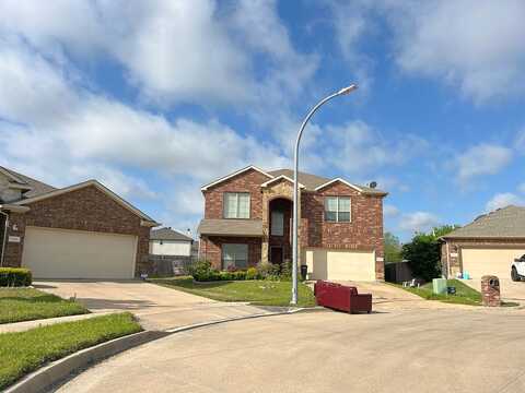 Middleglen, HASLET, TX 76052