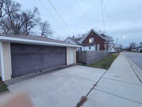Bauer, HAMMOND, IN 46320