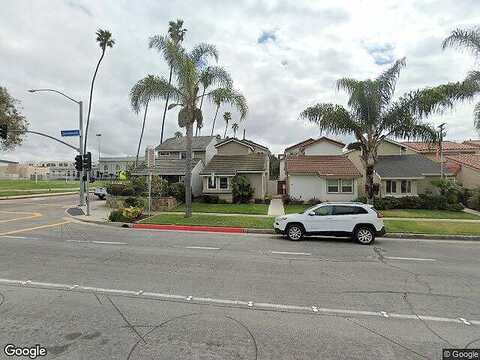 17Th, HUNTINGTON BEACH, CA 92648