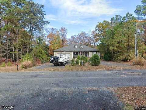 Queens, MONTROSS, VA 22520