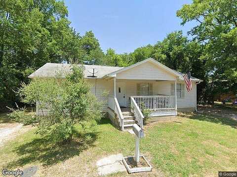11Th, BONHAM, TX 75418