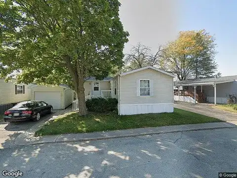 Harvest Cir, Madison, WI 53713