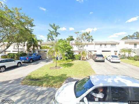 N Palm Aire Drive #3083, Pompano Beach, FL 33069