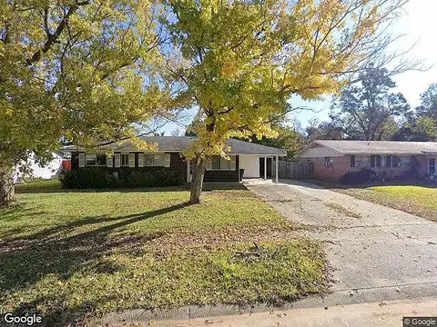 Polly Anna St, Bossier City, LA 71112