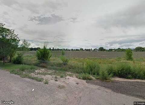 & 1055 E 9Th St, Delta, CO 81416