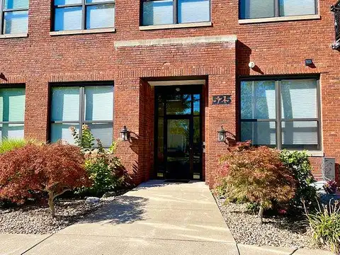 Superior Street, 103, South Haven, MI 49090