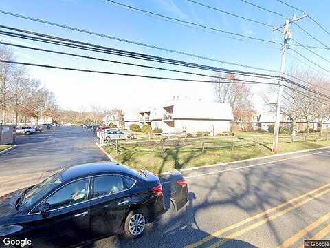 Main Ave Apt 152, Wyandanch, NY 11798