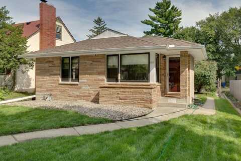 15Th, MINNEAPOLIS, MN 55417