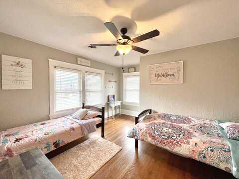 3Rd, BIG STONE GAP, VA 24219