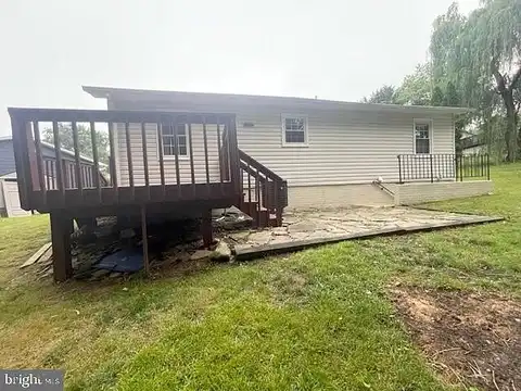 Oak View, LEESBURG, VA 20175