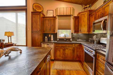 36Th, SHOW LOW, AZ 85901