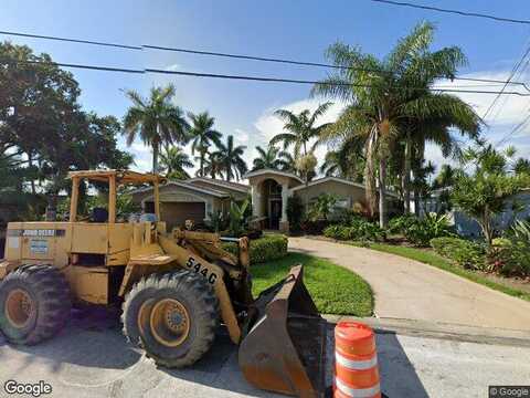 1St, SAINT PETERSBURG, FL 33707