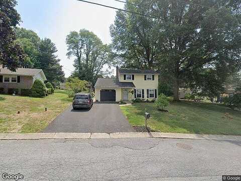 Whittier, LANCASTER, PA 17602
