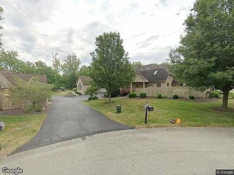 Village Green, CANONSBURG, PA 15317