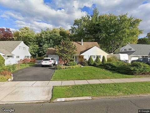 Hollow, LEVITTOWN, PA 19056