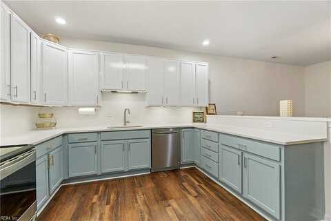 Coastal Walk, VIRGINIA BEACH, VA 23451