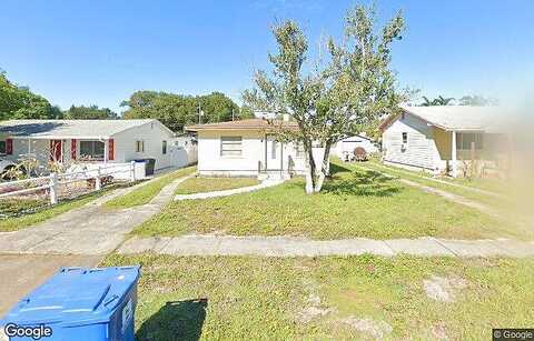 35Th, SAINT PETERSBURG, FL 33710