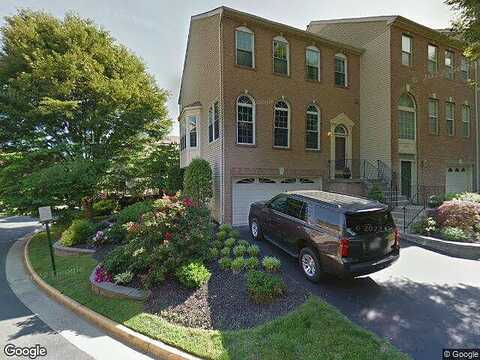 Rosemeade, FAIRFAX, VA 22033