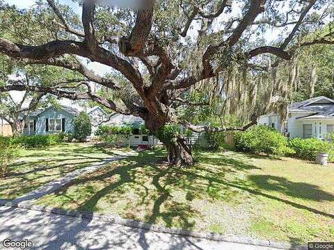 28Th, SAINT PETERSBURG, FL 33704