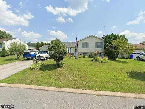 Moore, HANOVER, PA 17331