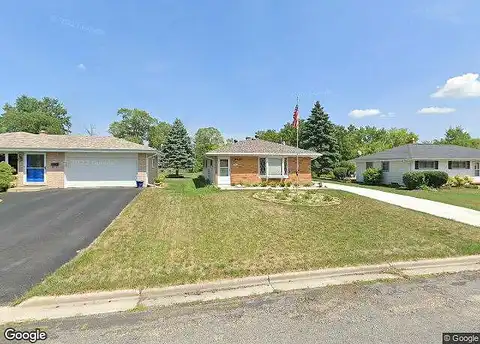 Rozanne, MENOMONEE FALLS, WI 53051