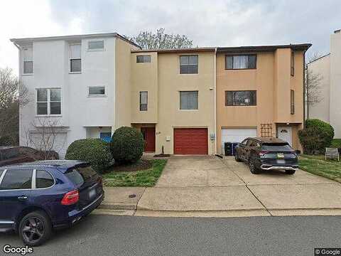 Woodley, ARLINGTON, VA 22207