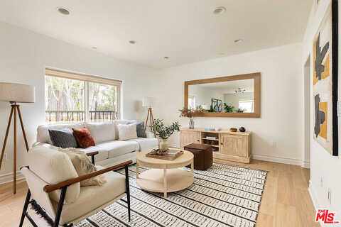 Hudson, LOS ANGELES, CA 90038