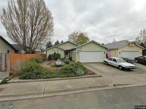 Larch, GRANTS PASS, OR 97526