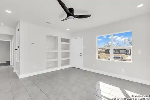 Kenmar, SAN ANTONIO, TX 78220