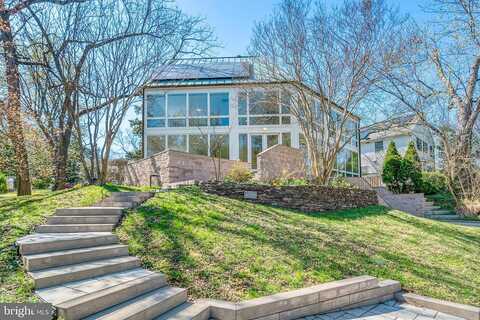 24Th, ARLINGTON, VA 22205