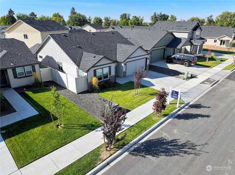 Michele, WALLA WALLA, WA 99362