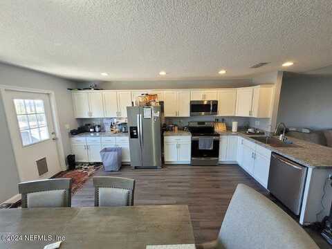 Equestrian, CALLAHAN, FL 32011