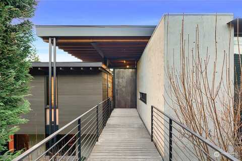 5Th, KIRKLAND, WA 98033
