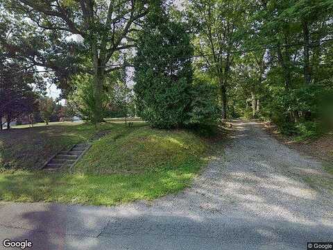 High, FARMVILLE, VA 23901