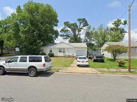 Evelyn, NEWPORT NEWS, VA 23605