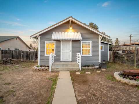 5Th, CLOVIS, CA 93611
