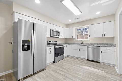 Albright, VIRGINIA BEACH, VA 23464