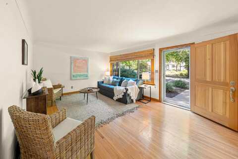 Bryant, MINNEAPOLIS, MN 55419